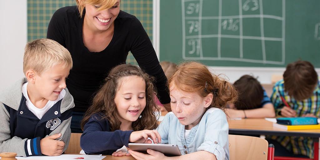 Is-Online-Education-Better-than-Traditional-Education