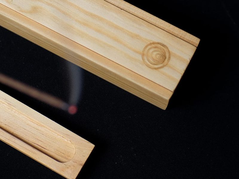 The Mindful Burner: Minimalist Incense Holder - 1