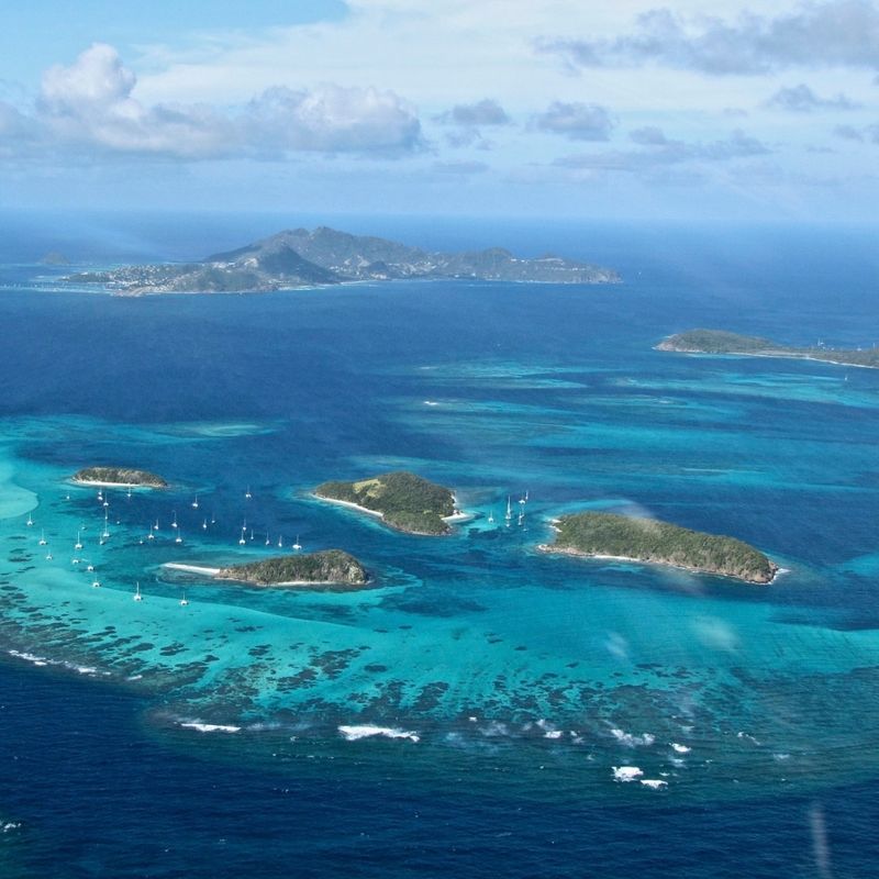 Where Should You Start a Grenadines Yacht Charter? St Vincent, Grenada or St Lucia?