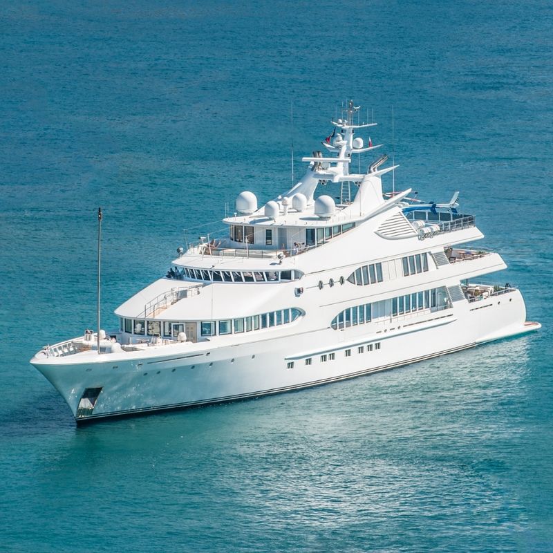 How Far in Advance Should You Book a Grenadines Yacht Charter?