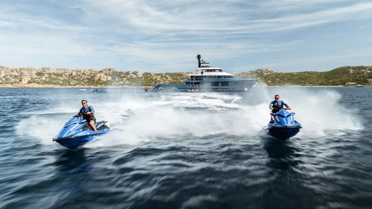 Top 5 Grenadines Yacht Charters with Jet Skis & Water Toys