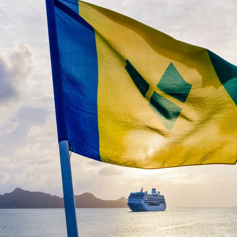 How Many Days Do You Need for a Grenadines Yacht Charter? 5, 7 or 10 Days Compared