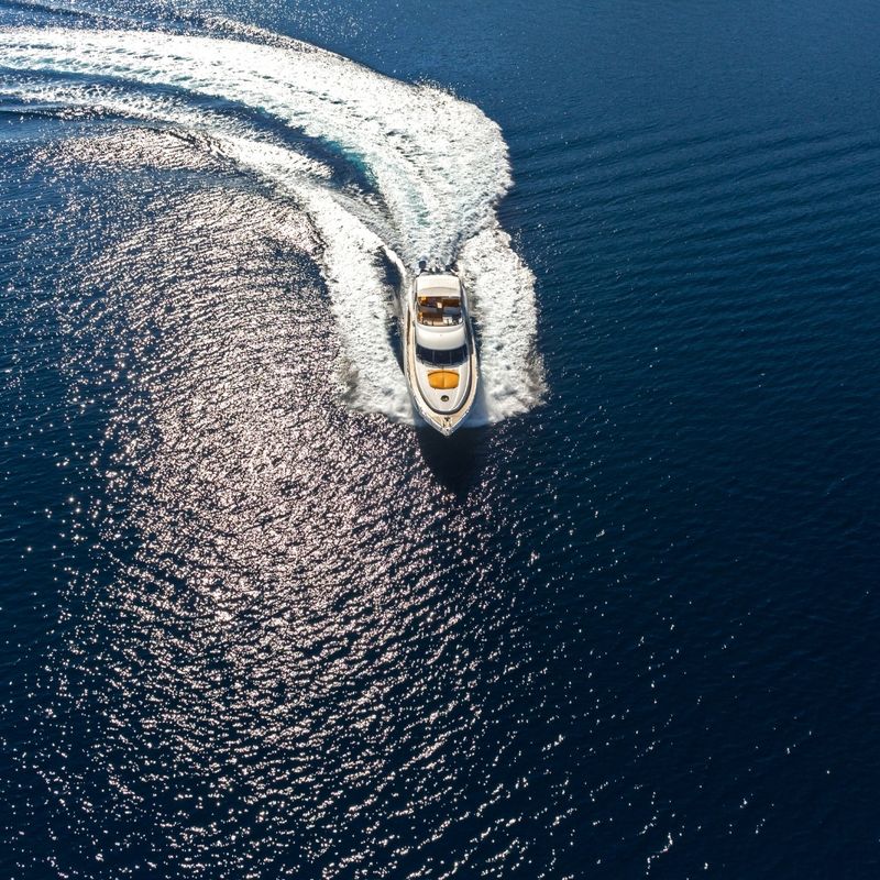 Will You Get Seasick on a Grenadines Yacht Charter? Best Areas & Yachts for a Smooth Trip