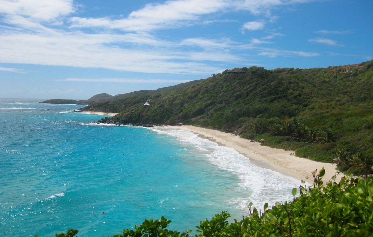 Mustique, Canouan & The Southern Cays Yacht Charter Itinerary