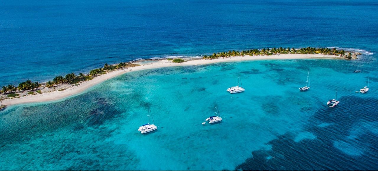 Sandy Island, Carriacou (photo from www.puregrenada.com)