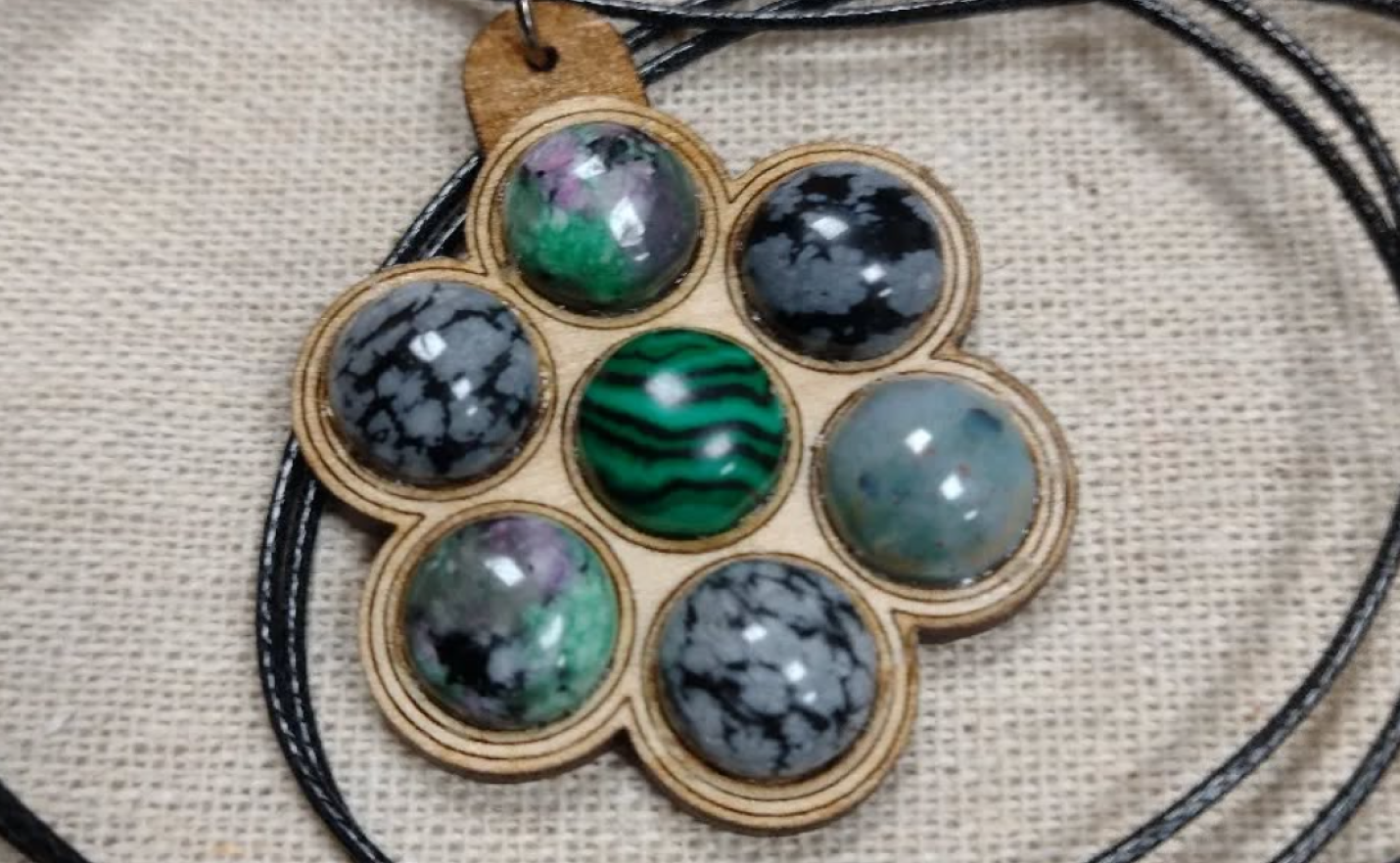 Amuleta care îți vorbește sufletului