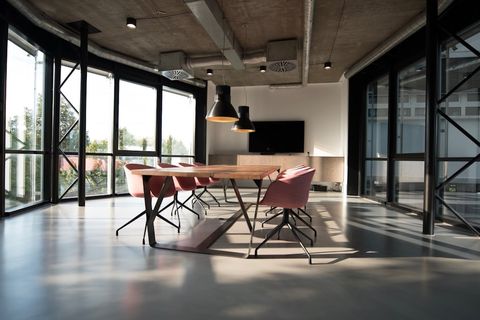 5/10 – 15/10 Hong Kong HR Trends & Workplace Insights — Weekly HR Newsletter