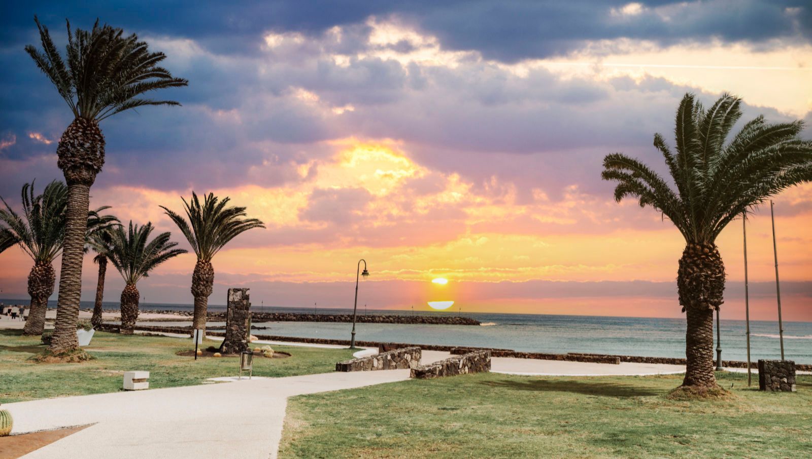 an image of Hotels in Costa Teguise