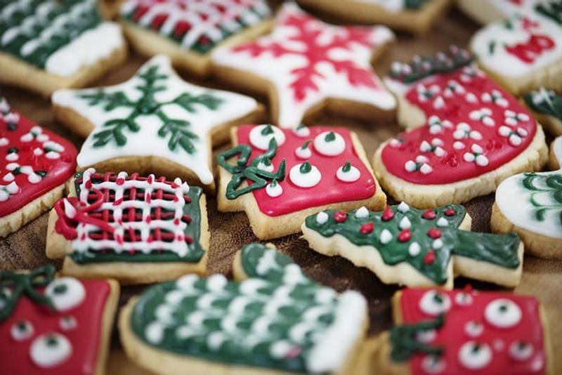 Help! How Do I Talk with My Family During the Holidays?