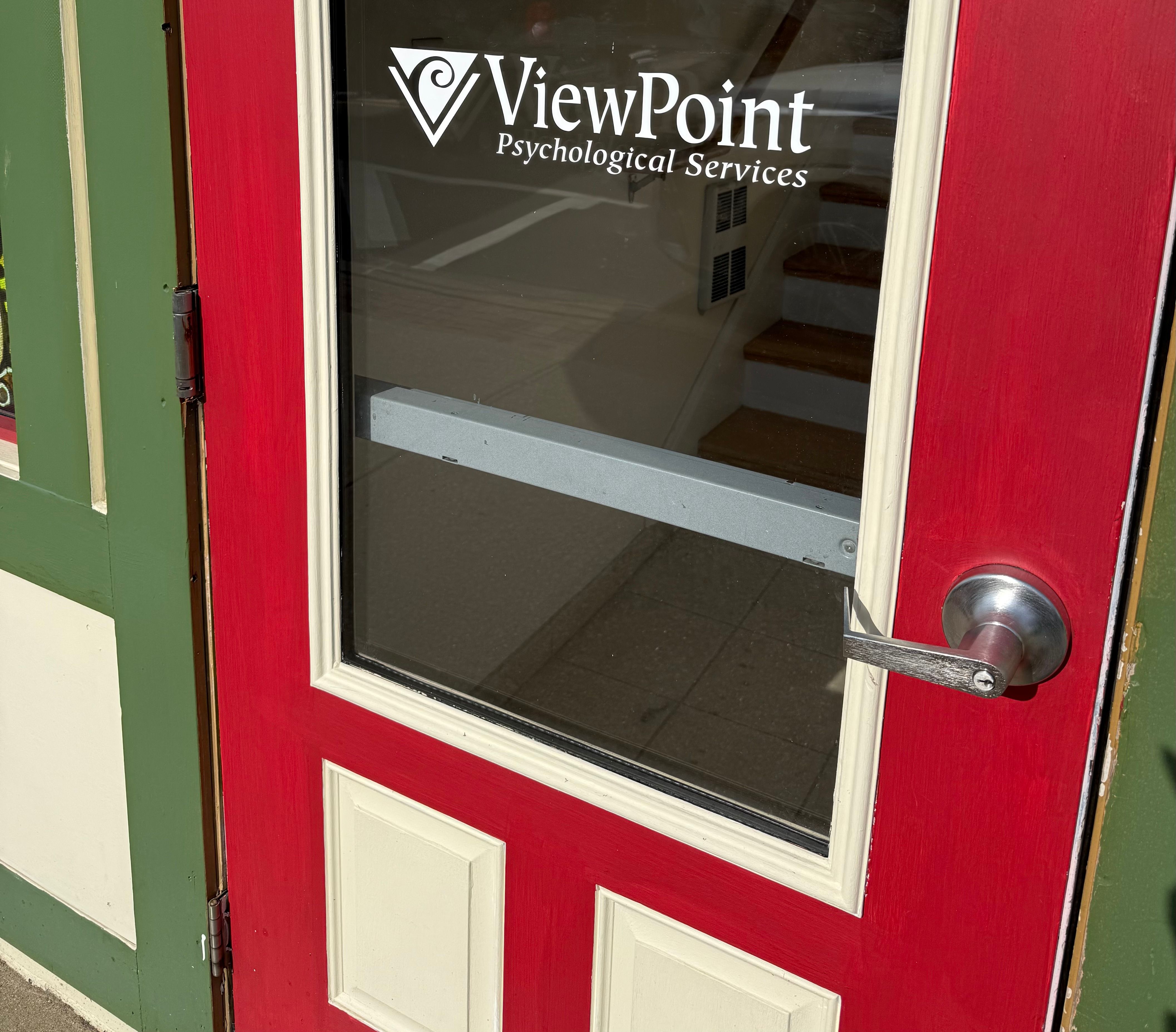 Georgetown location door at 135 1/2 East Main Street