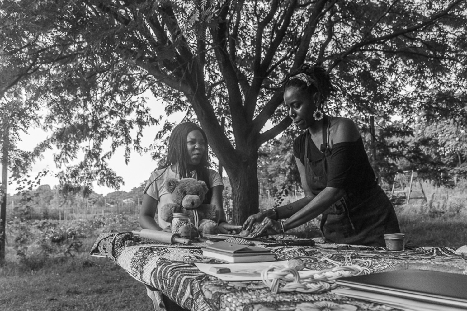 Creating a kitchen altar, Our Mothers' Kitchens Camp, 2017. Photo: Gabrielle Clark.