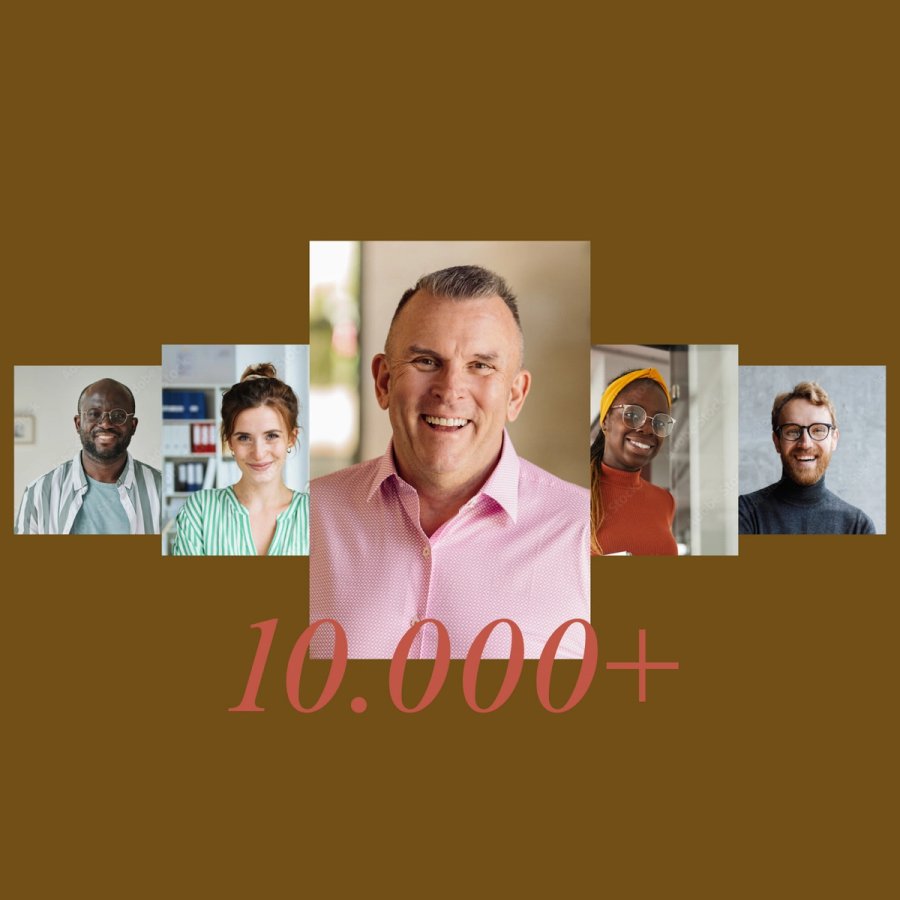 Collage of five smiling diverse people's headshots with "10.000+" text.