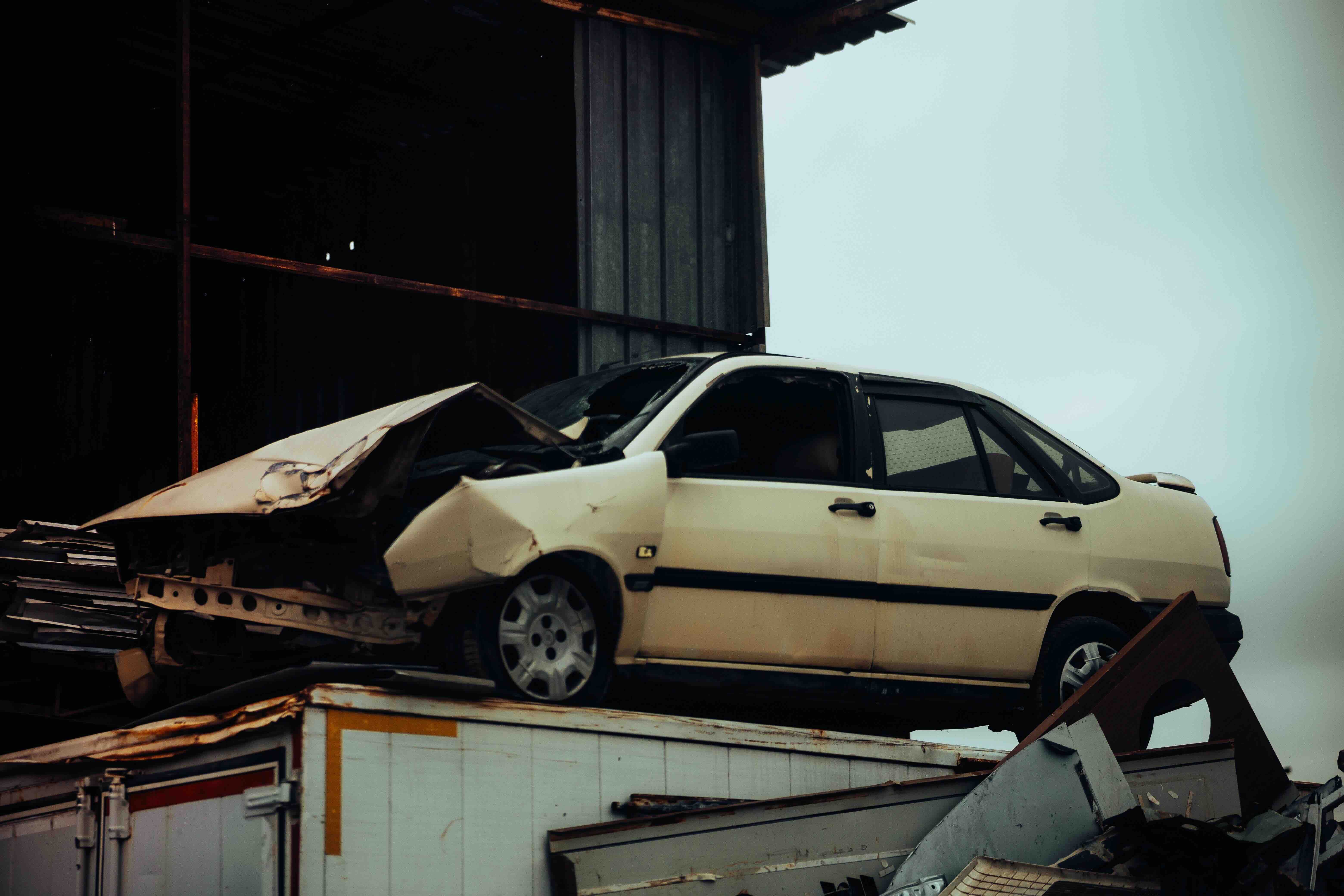 Vehículos no estándar y siniestros: por qué el seguro suele pagar menos (y cómo evitarlo)