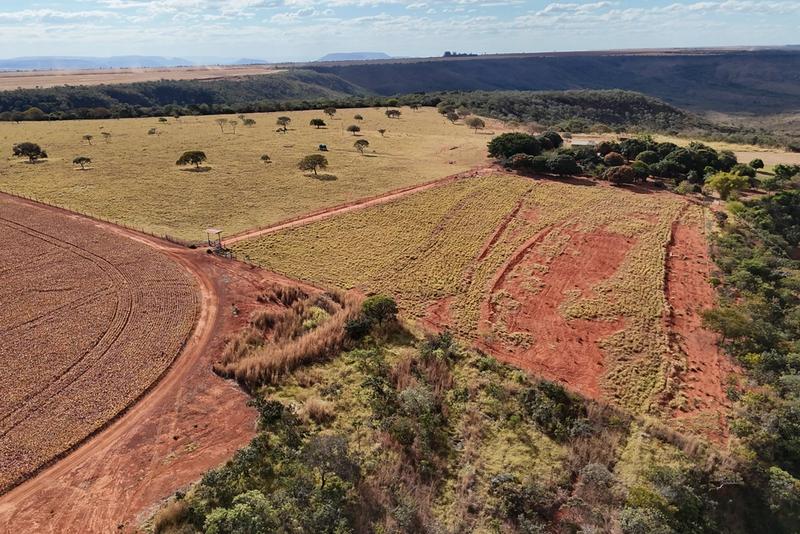 FAZENDA 546 HECTARES EM BURITIS-MG | RICA EM ÁGUA | 14 PASTOS | ÁREA DE LAZER COMPLETA | R$ 7,5 MILHÕES, imagem 4
