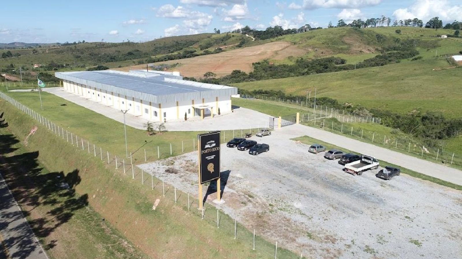 Laticínio em Barbacena/MG | Capacidade 250 Mil Litros/Dia | SIF 5430