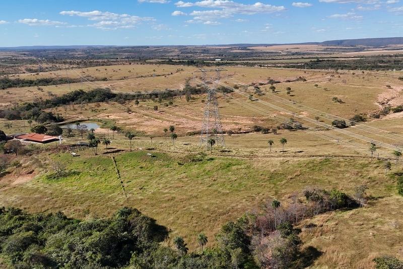 FAZENDA À VENDA EM BEZERRA – GO | 128 HECTARES | ÀS MARGENS DA BR-030, imagem 2