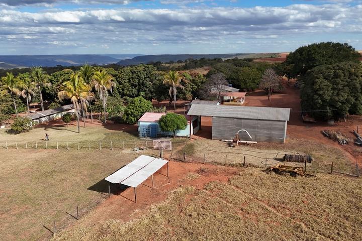 FAZENDA 546 HECTARES EM BURITIS-MG | RICA EM ÁGUA | 14 PASTOS | ÁREA DE LAZER COMPLETA | R$ 7,5 MILHÕES