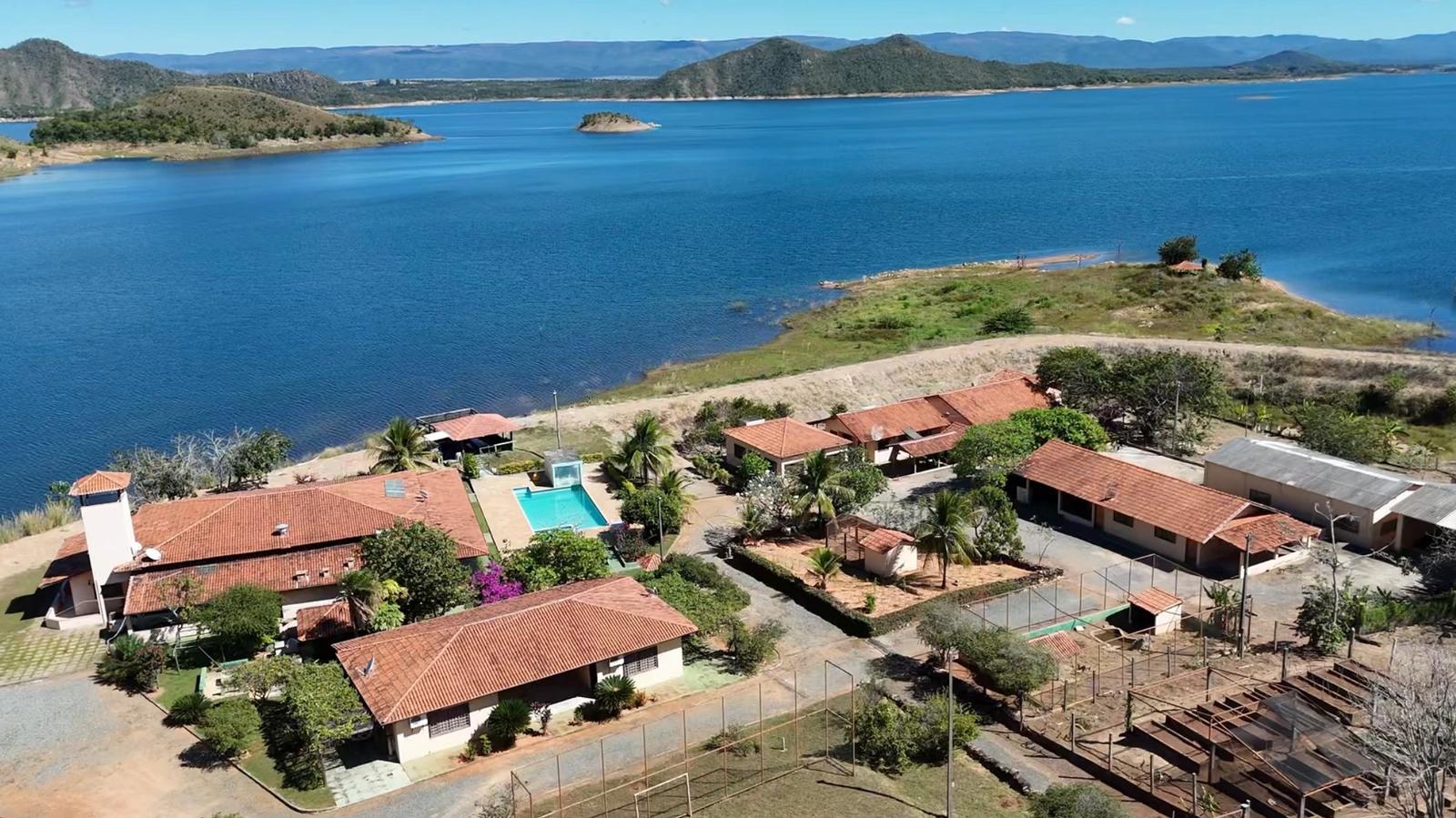 FAZENDA 128 ALQUEIRES À BEIRA DO LAGO SERRA DA MESA | 13 APARTAMENTOS | R$ 20 MILHÕES