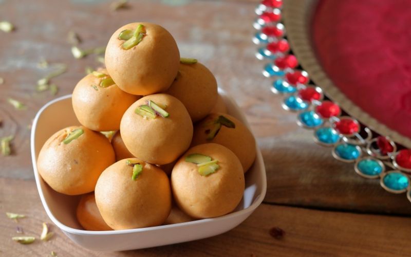 besan-ladoo-recipe