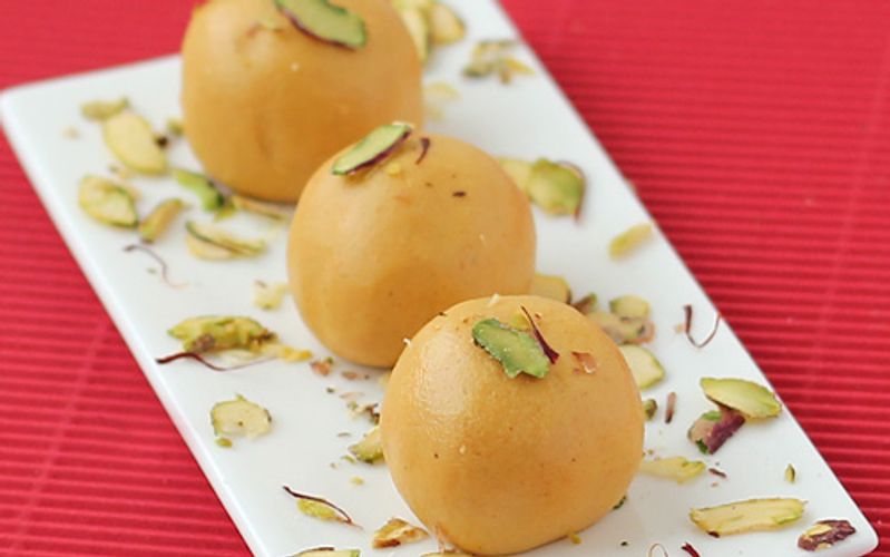 Besan Ladoo Recipe: How to Roast the Flour Right and Get Perfect Ladoos