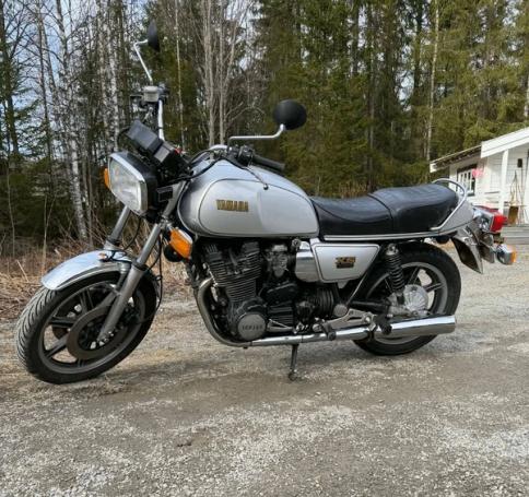 Yamaha XS1100
