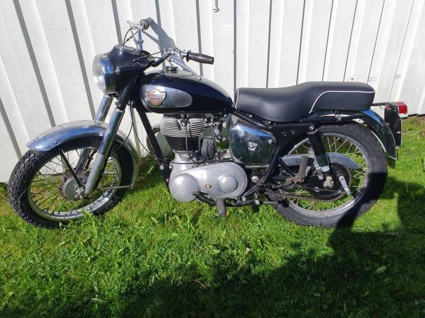 Royal Enfield Bullet 500