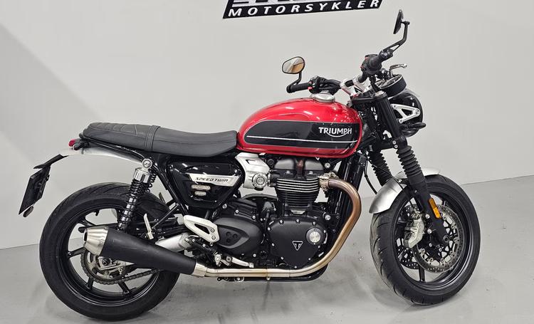 Triumph Speed Twin 1200