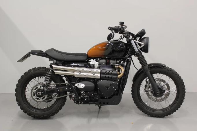 Triumph Scrambler 900 Stealth Edition
