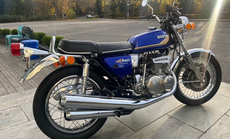 Suzuki GT550