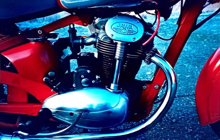 Med unit-motor og overliggende kamaksel var 500-kubikkeren avansert i sin samtid