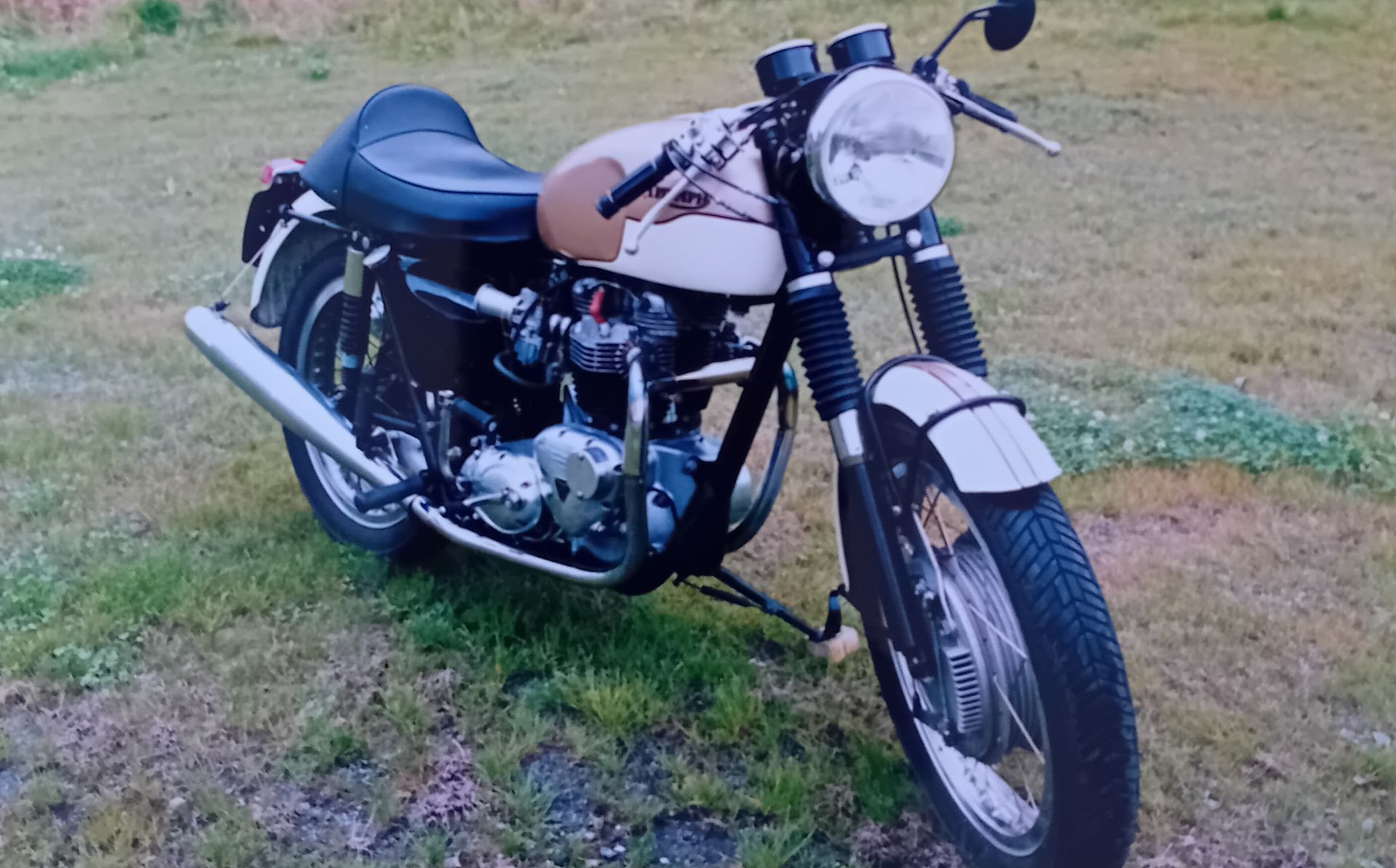 Triumph Thruxton; et tilbakeblikk