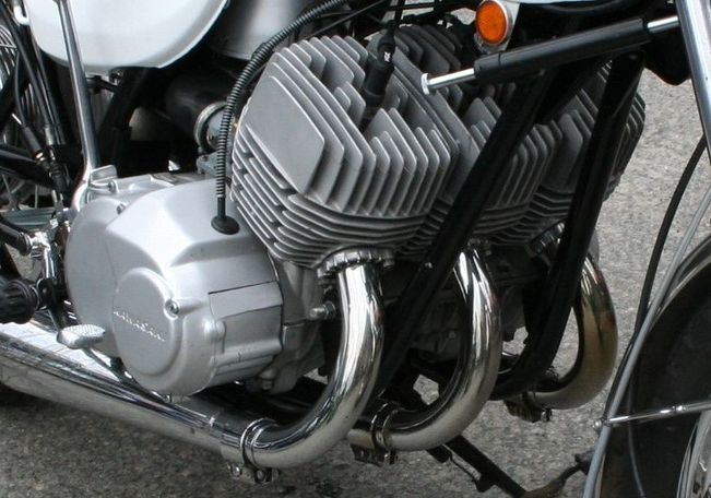 Den 3-sylindrede kraftpakken utviklet hele 60 hk v.7500 omdreininger