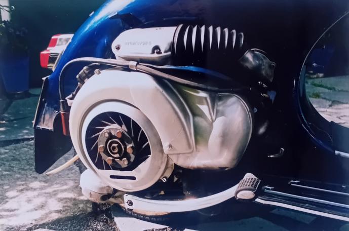 Med 10 hk fikk 180 Super Sport en toppfart på hele 106 km/t.