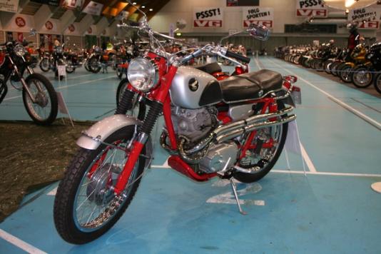 Honda CL72 Scrambler, 1965-modell
