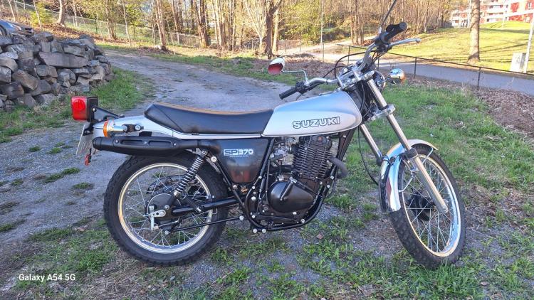 Suzuki SP370