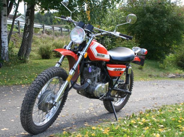 Suzuki TS250 Savage