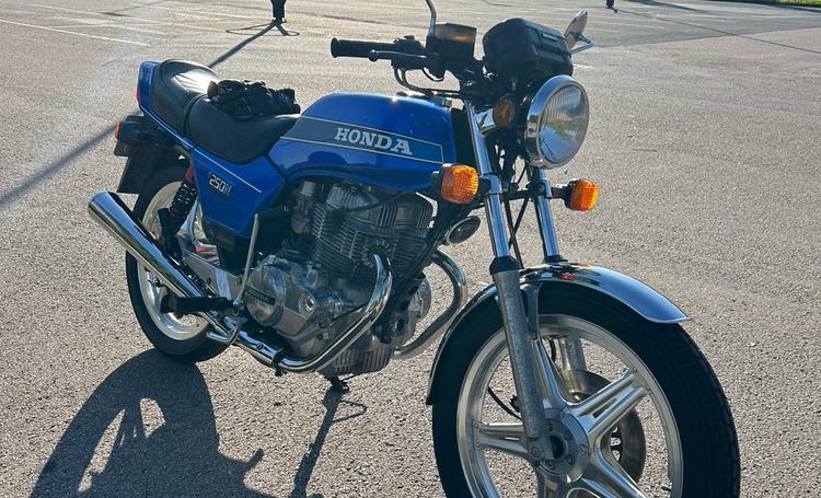 Honda CB250N