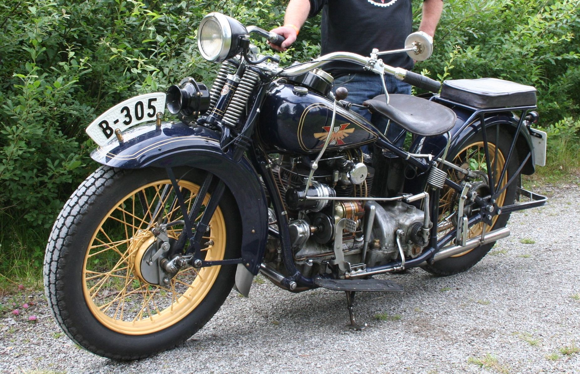 Henderson KJ Streamline