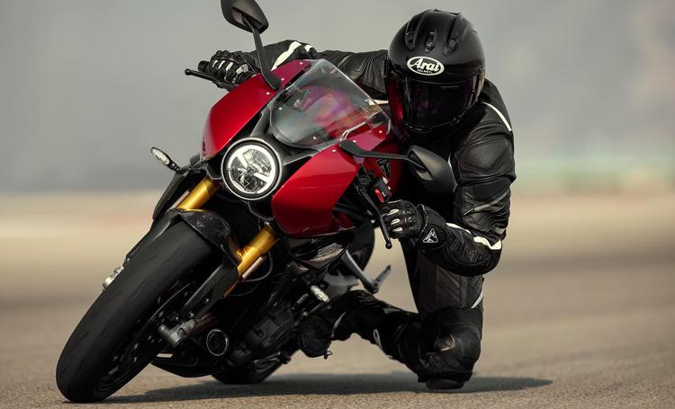 Triumph Speed Triple 1200RR