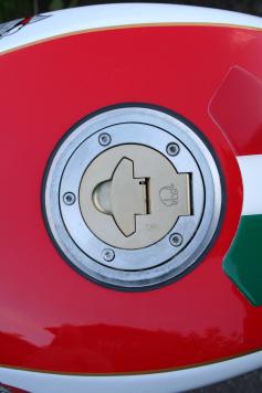 Nedfelt tanklokk gir bensintanken et "clean look"