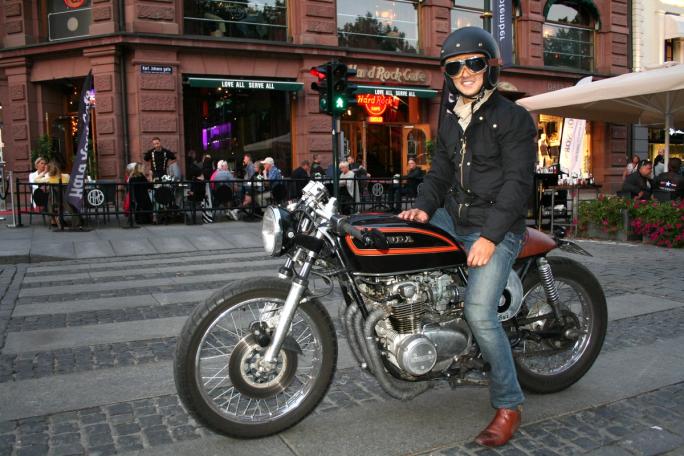 Ready to race til nærmeste cafe