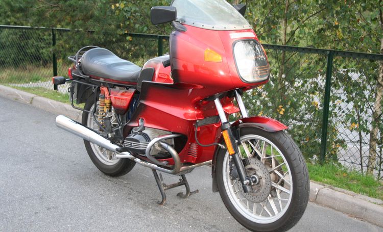 Classic blue Suzuki motorcycle