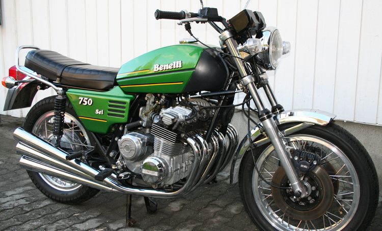 Classic blue Suzuki motorcycle