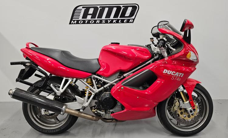 Ducati ST4