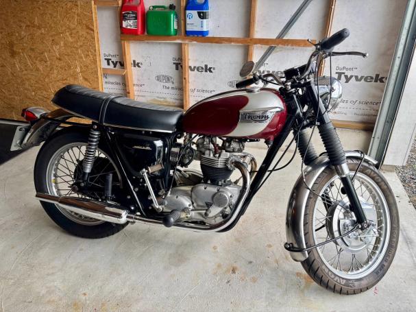 Triumph Bonneville T-120