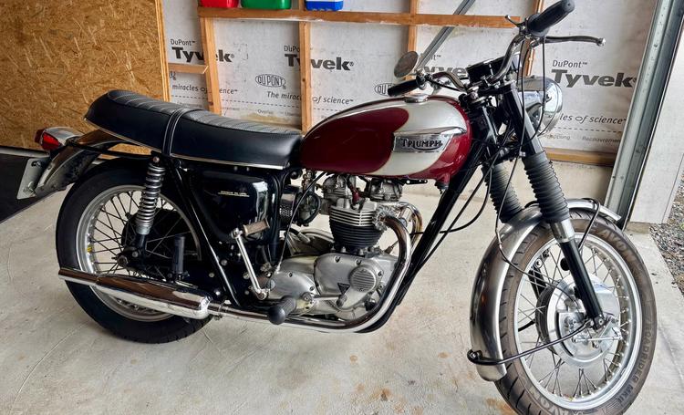 Triumph Bonneville T-120