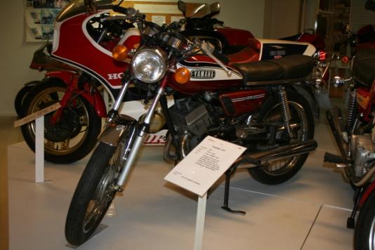 Yamaha AS3 125, 1974-modell