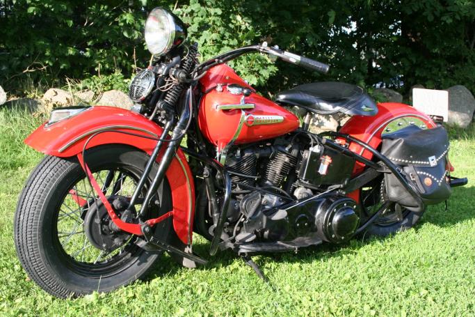 Knucklehead vs Evolution, eller originalen vs retroen