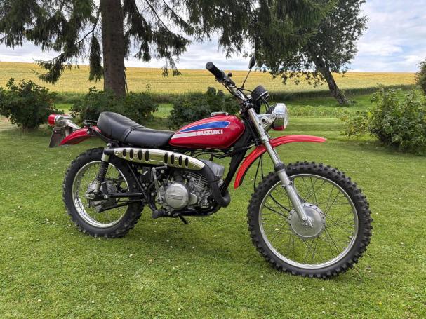 Suzuki TS250