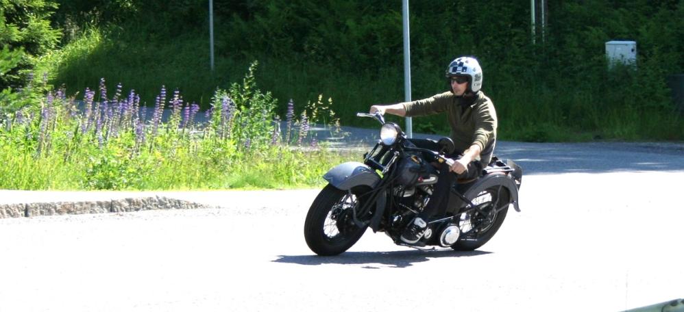 Fredrik Sandbo i fint driv på sin strøkne ULH